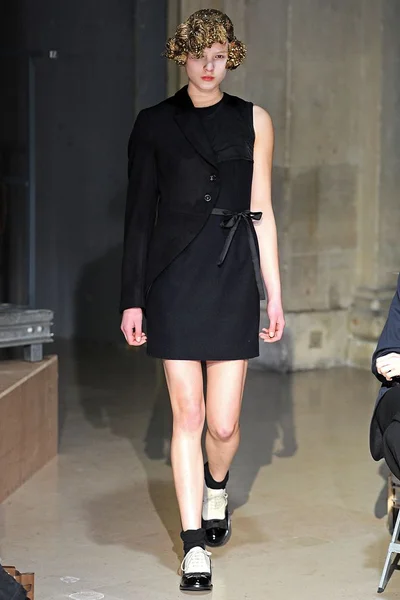 Look 19